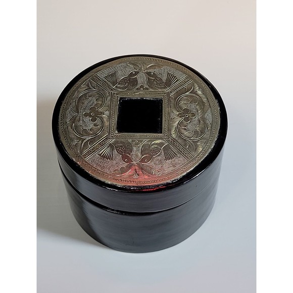 Round Wooden Trinket Jewelry Box Bird Floral Embossed Silver Plate Lid - Picture 1 of 6